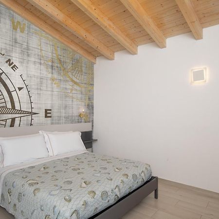 Theodore Rooms San Teodoro  Eksteriør bilde