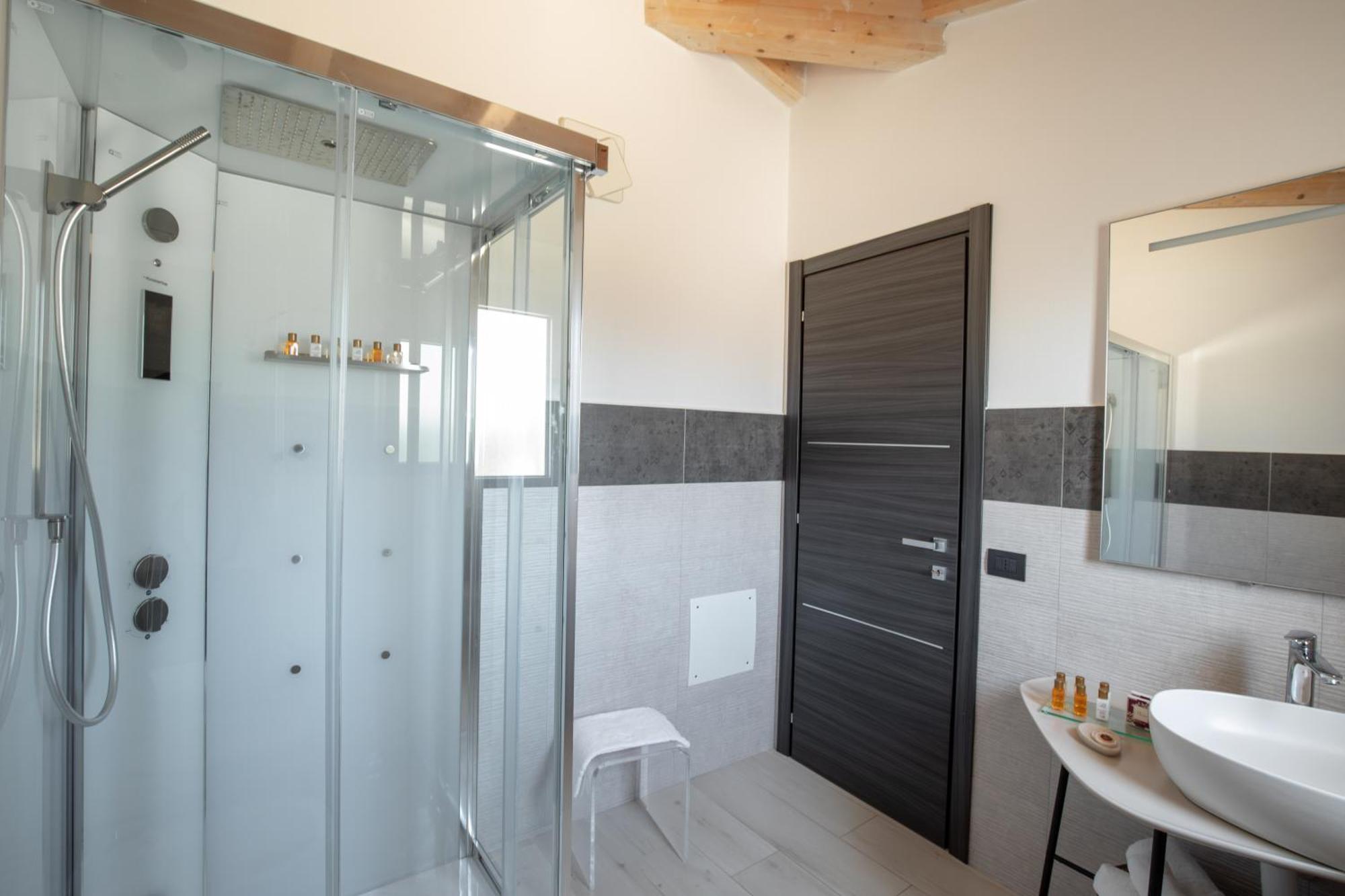 Theodore Rooms San Teodoro  Rom bilde